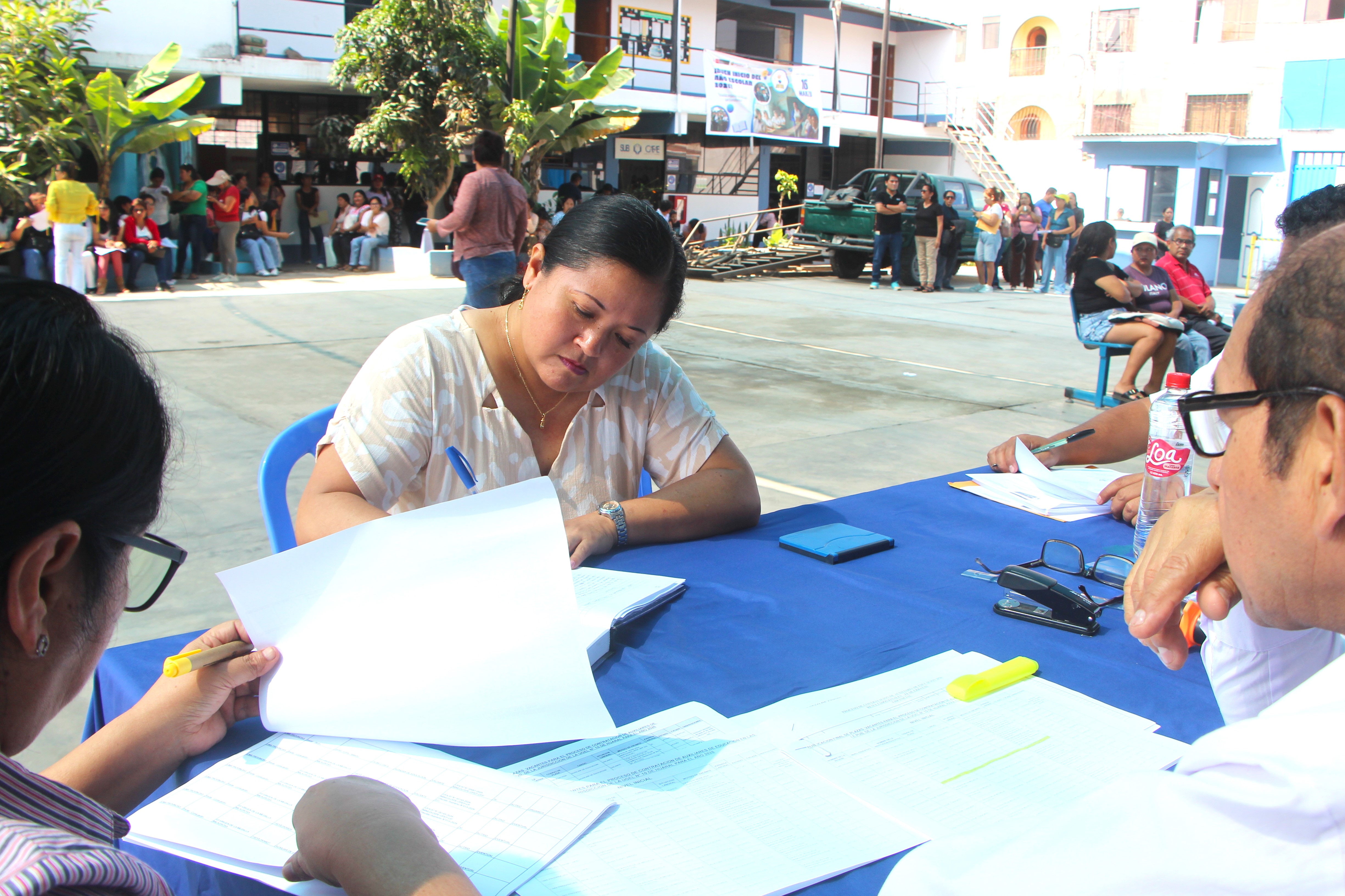 ADJUDICACIÓN DE CONTRATACIÓN DE AUXILIARES DE EDUCACIÓN 2026