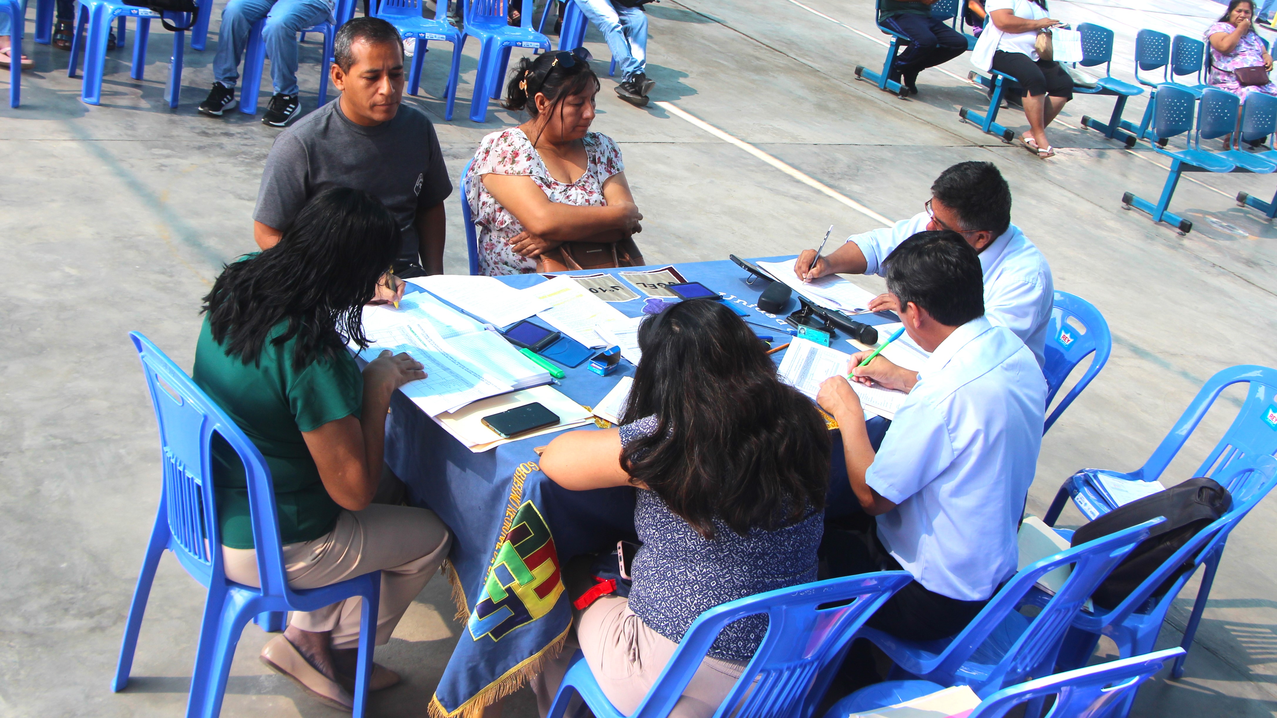 ADJUDICACIÓN DE CONTRATO DOCENTE 2026