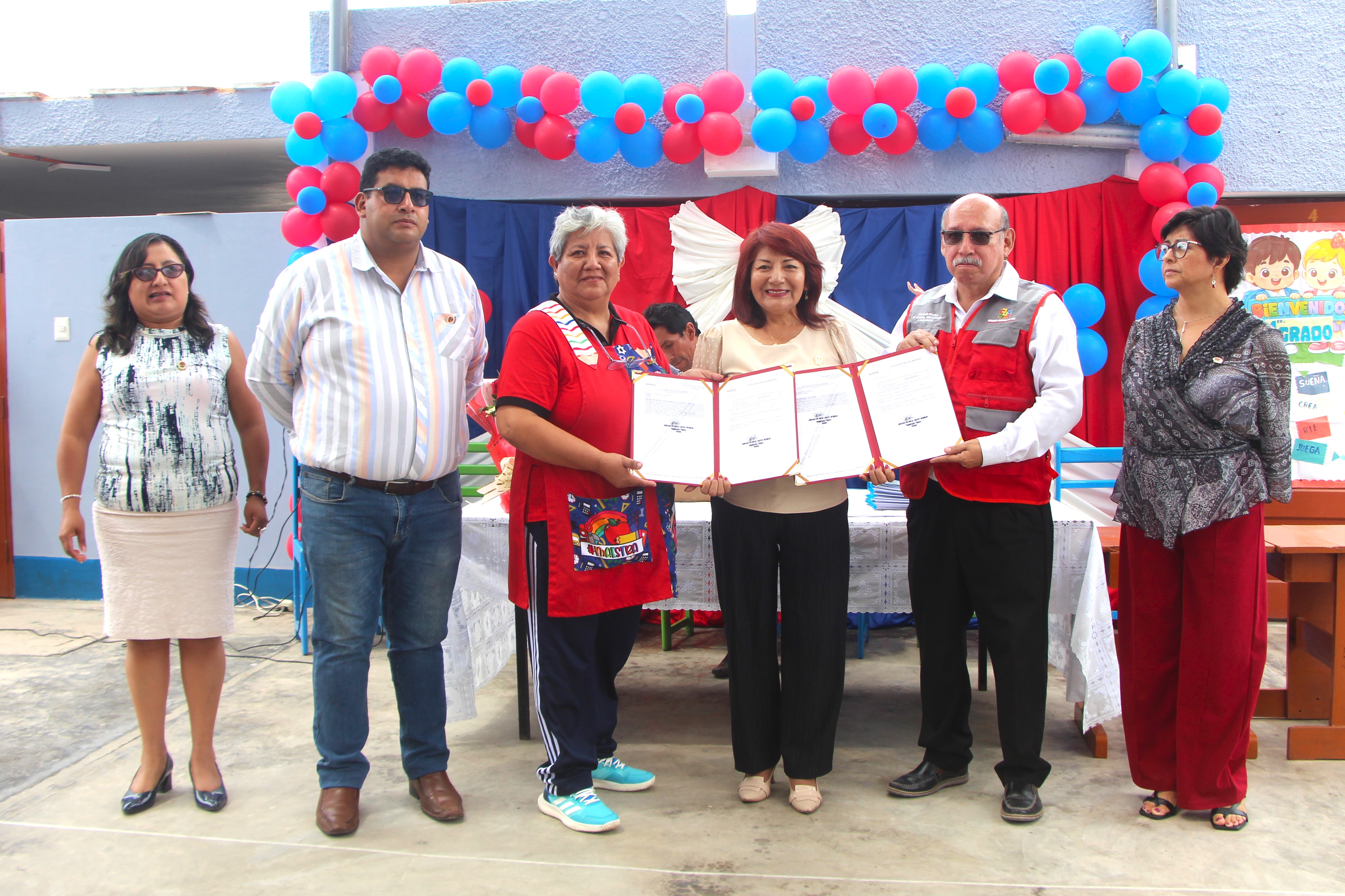 ENTREGA DE TÍTULO DE PROPIEDAD AL CEBE N° 05 “CÉSAR GERMÁN BRICEÑO CASAS” EN CHANCAY 